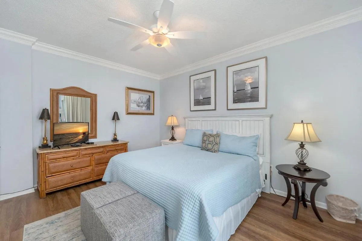 2122 Stunning Three-Bedroom Penthouse Shoreline Towers 2122 Destin United States