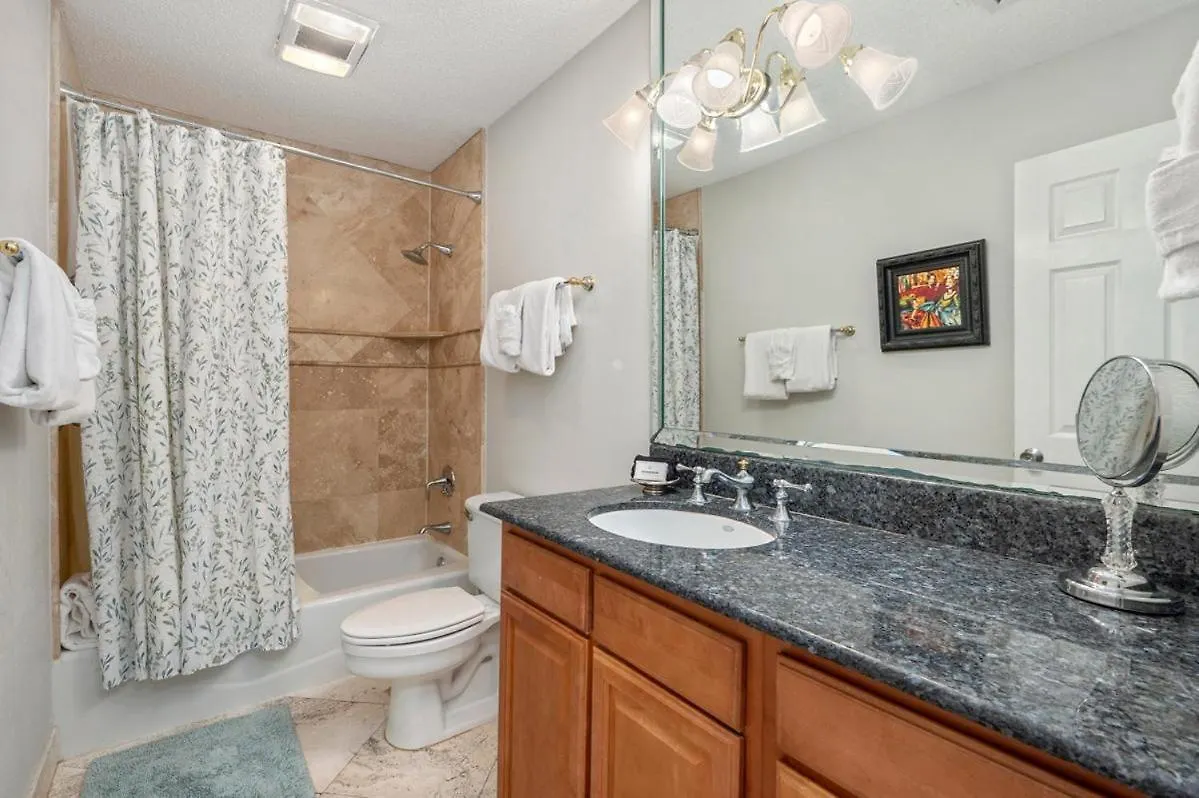 Holiday home 2122 Stunning Three-Bedroom Penthouse Shoreline Towers 2122 Destin