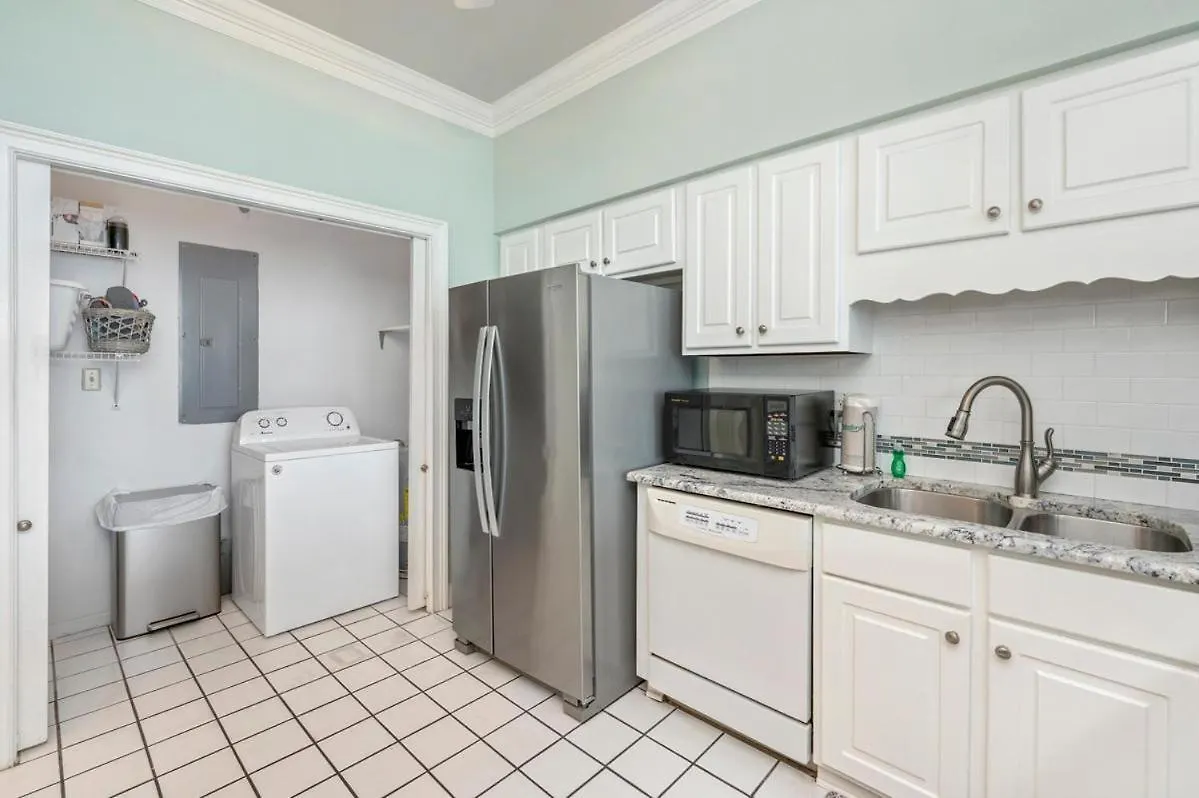 2122 Stunning Three-Bedroom Penthouse Shoreline Towers 2122 Destin 0*,  United States