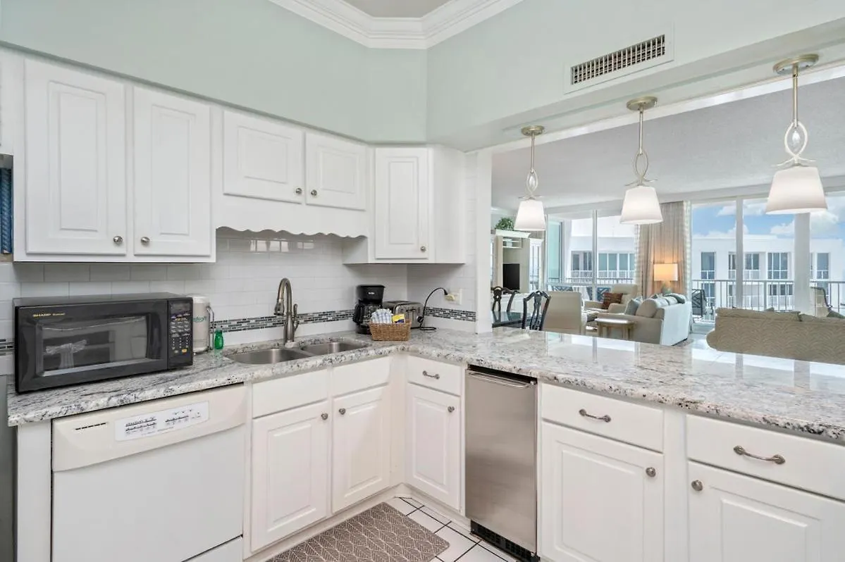 Holiday home 2122 Stunning Three-Bedroom Penthouse Shoreline Towers 2122 Destin