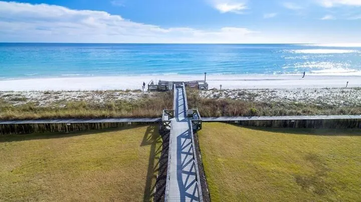 Holiday home 2122 Stunning Three-Bedroom Penthouse Shoreline Towers 2122 Destin